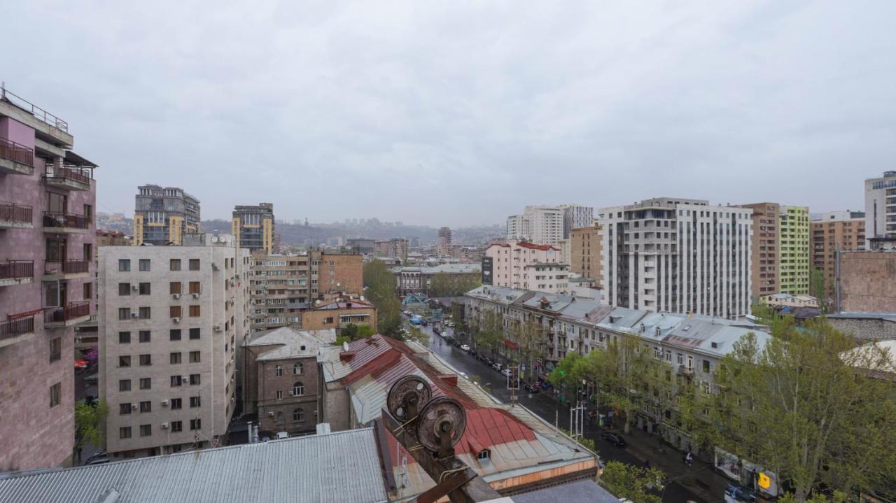 Stay Inn Apartments On Amiryan 15 Erivan Exterior foto